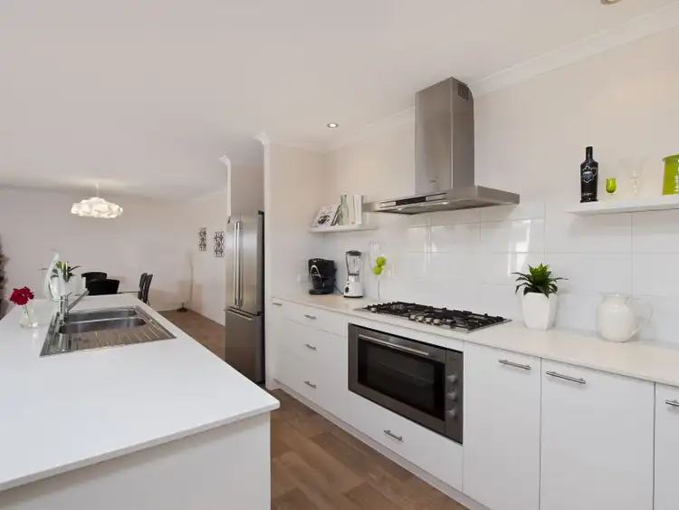 Fourth view of Homely house listing, 8 Finch Street, Broadwater WA 6280
