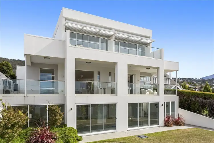 11 Ellington Road, Sandy Bay TAS 7005