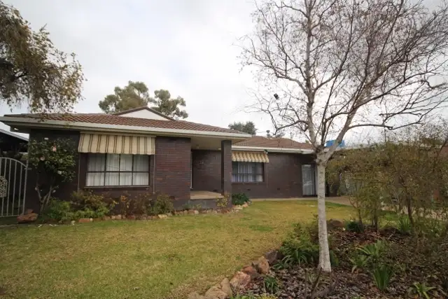 24 Goborra Street, Glenfield Park NSW 2650
