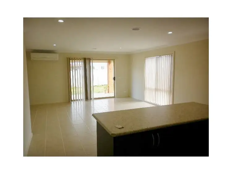 Fifth view of Homely house listing, 7 Charlbury Crescent, Cranbourne North VIC 3977