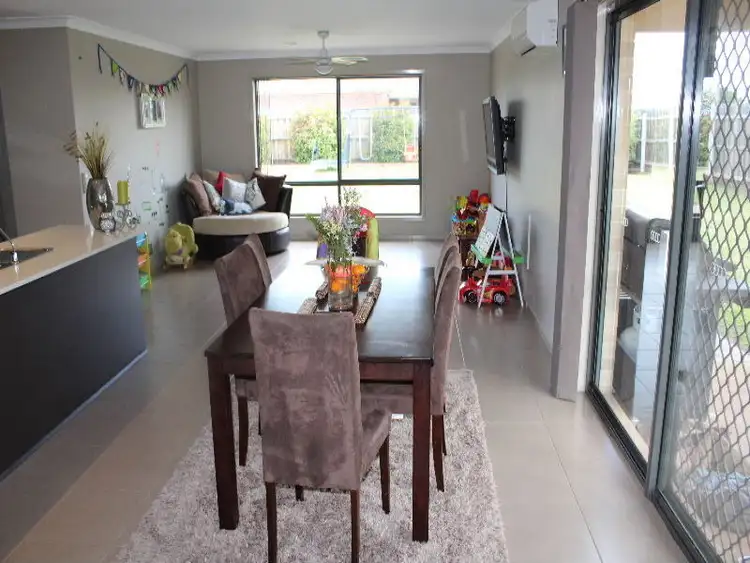 Fifth view of Homely house listing, 1 Melanie Court, Sale VIC 3850
