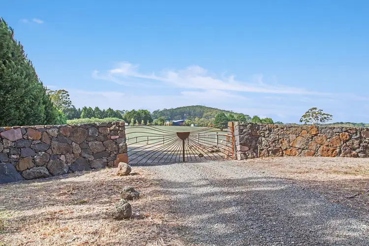 99 Trentham Springhill Road, Spring Hill VIC 3444
