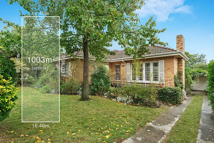 Second view of Homely house listing, 7 Robinhood Road, Ivanhoe East VIC 3079