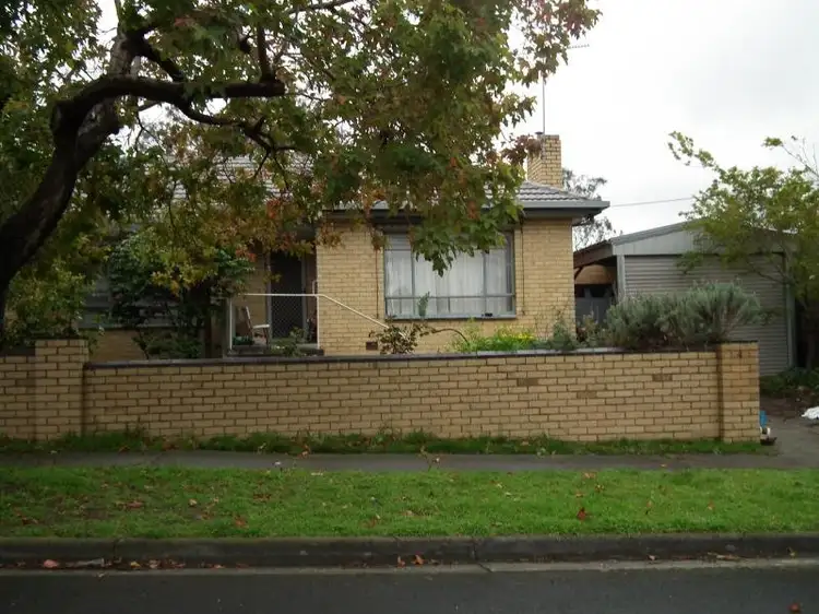 4 Daours Court, Watsonia VIC 3087
