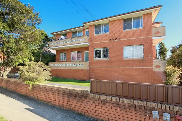 12/9 Matthews Street, Punchbowl NSW 2196