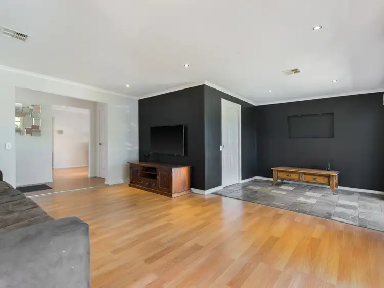 Fifth view of Homely house listing, 2 Devlin Drive, Hoppers Crossing VIC 3029
