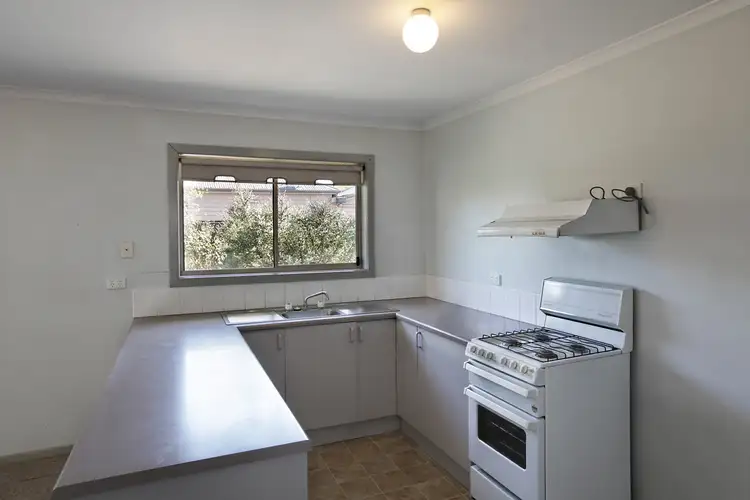 Third view of Homely house listing, 2/1 Pohlman Street, Kyneton VIC 3444