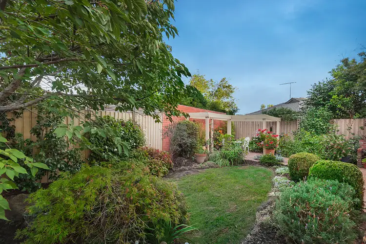 Sixth view of Homely house listing, 4 Karrin Close, Yallambie VIC 3085