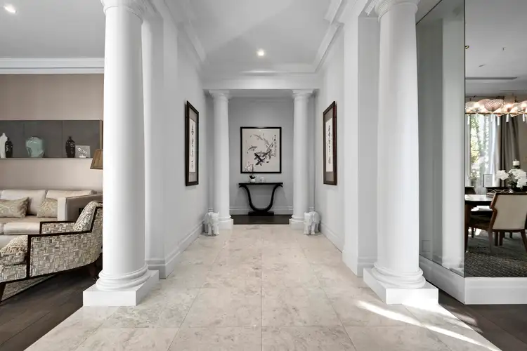 Second view of Homely house listing, 4 Hollingsworth Avenue, Hawthorn VIC 3122