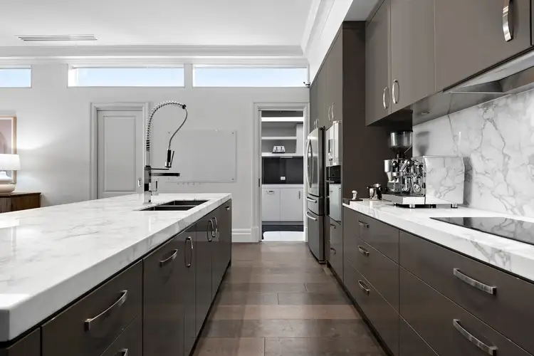 Sixth view of Homely house listing, 4 Hollingsworth Avenue, Hawthorn VIC 3122