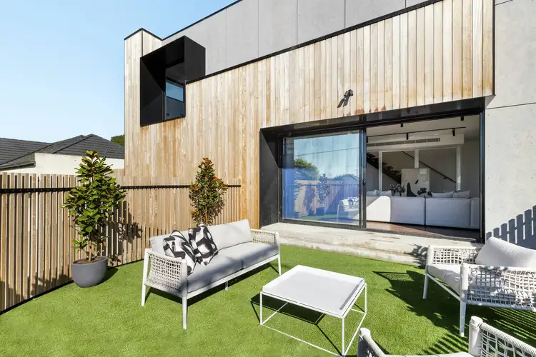 1/1600 Malvern Road, Glen Iris VIC 3146