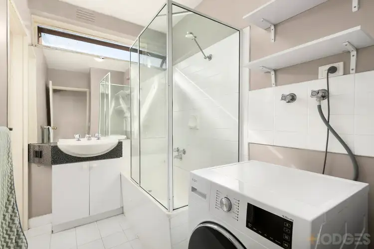 Fifth view of Homely apartment listing, 4/106 Alexandra Street, St Kilda East VIC 3183