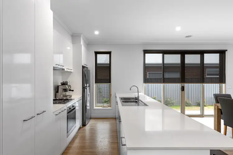 Fourth view of Homely house listing, 3 Carlow Drive, Alfredton VIC 3350