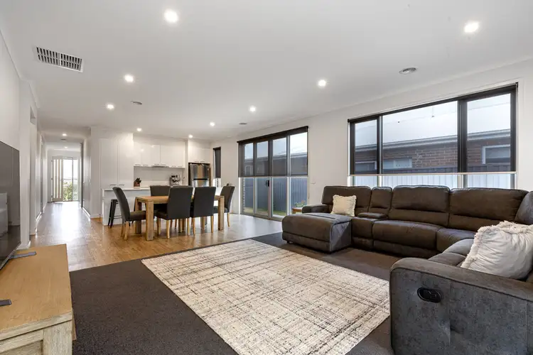 Sixth view of Homely house listing, 3 Carlow Drive, Alfredton VIC 3350
