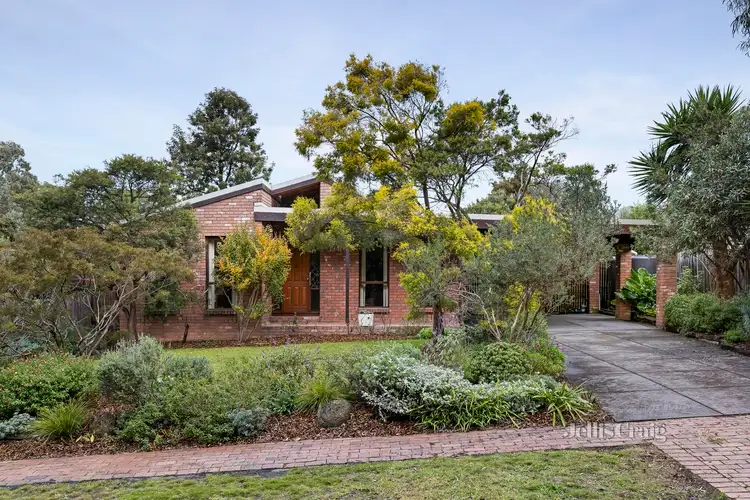 4 Wooded Way, Montmorency VIC 3094
