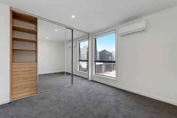 Seventh view of Homely house listing, 18 Piccolo Circuit, Williamstown North VIC 3016