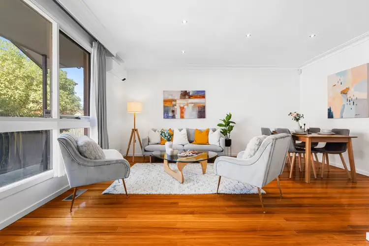 Main view of Homely unit listing, 2/1 Carlton Street, Mckinnon VIC 3204