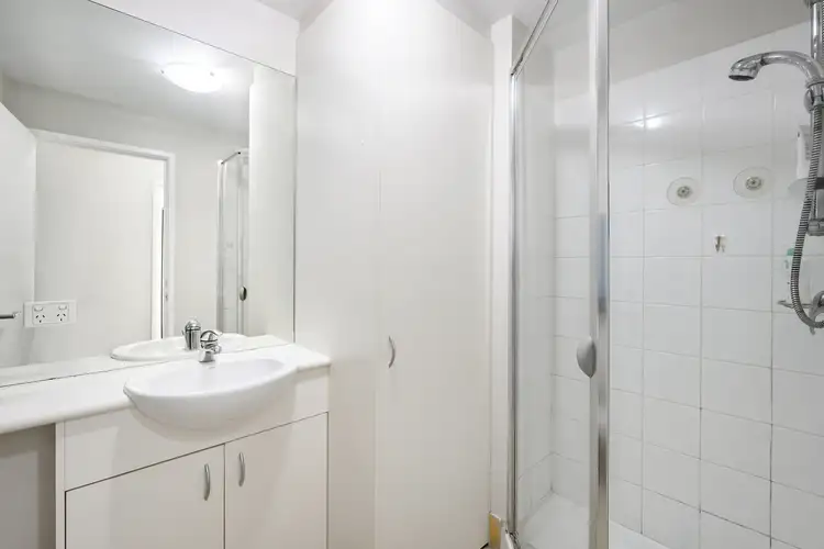 Sixth view of Homely apartment listing, 5514/570 Lygon Street, Carlton VIC 3053