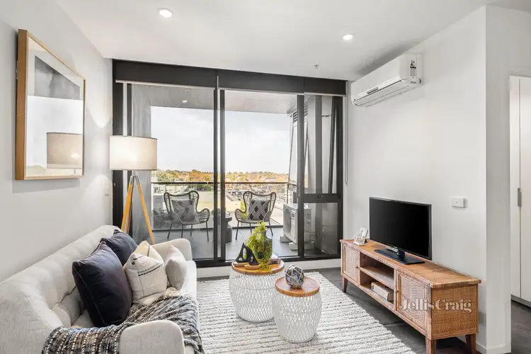 302/19-21 Hanover Street, Oakleigh VIC 3166