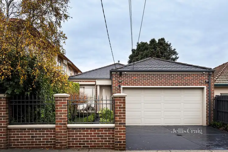 Main view of Homely house listing, 5 Glen Orme Avenue, Mckinnon VIC 3204