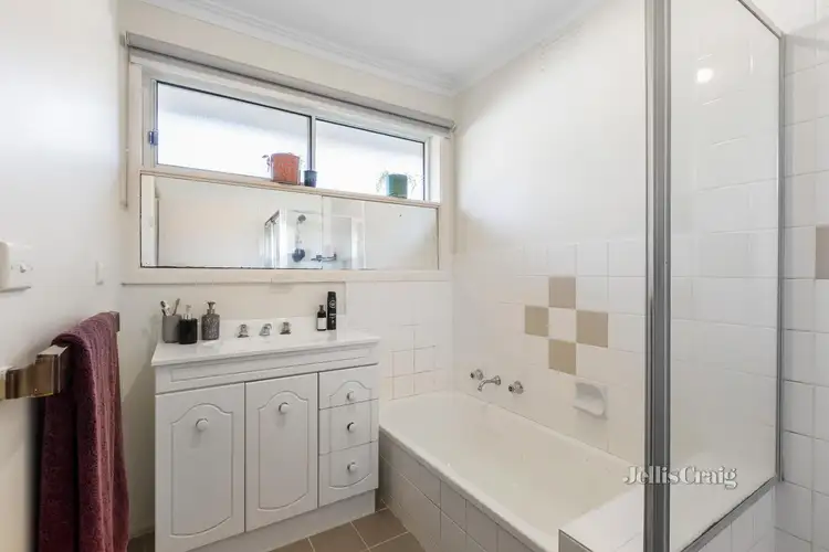 Fifth view of Homely unit listing, 2/25 McDowell Street, Greensborough VIC 3088
