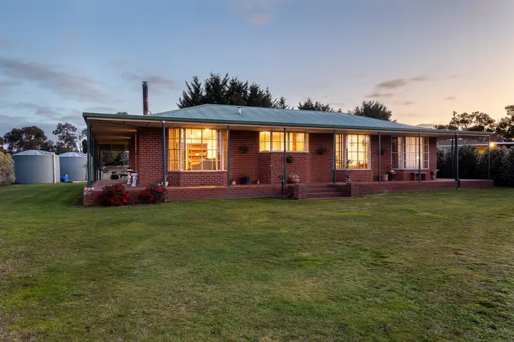 26 Whites Bridge Lane, Ascot VIC 3364