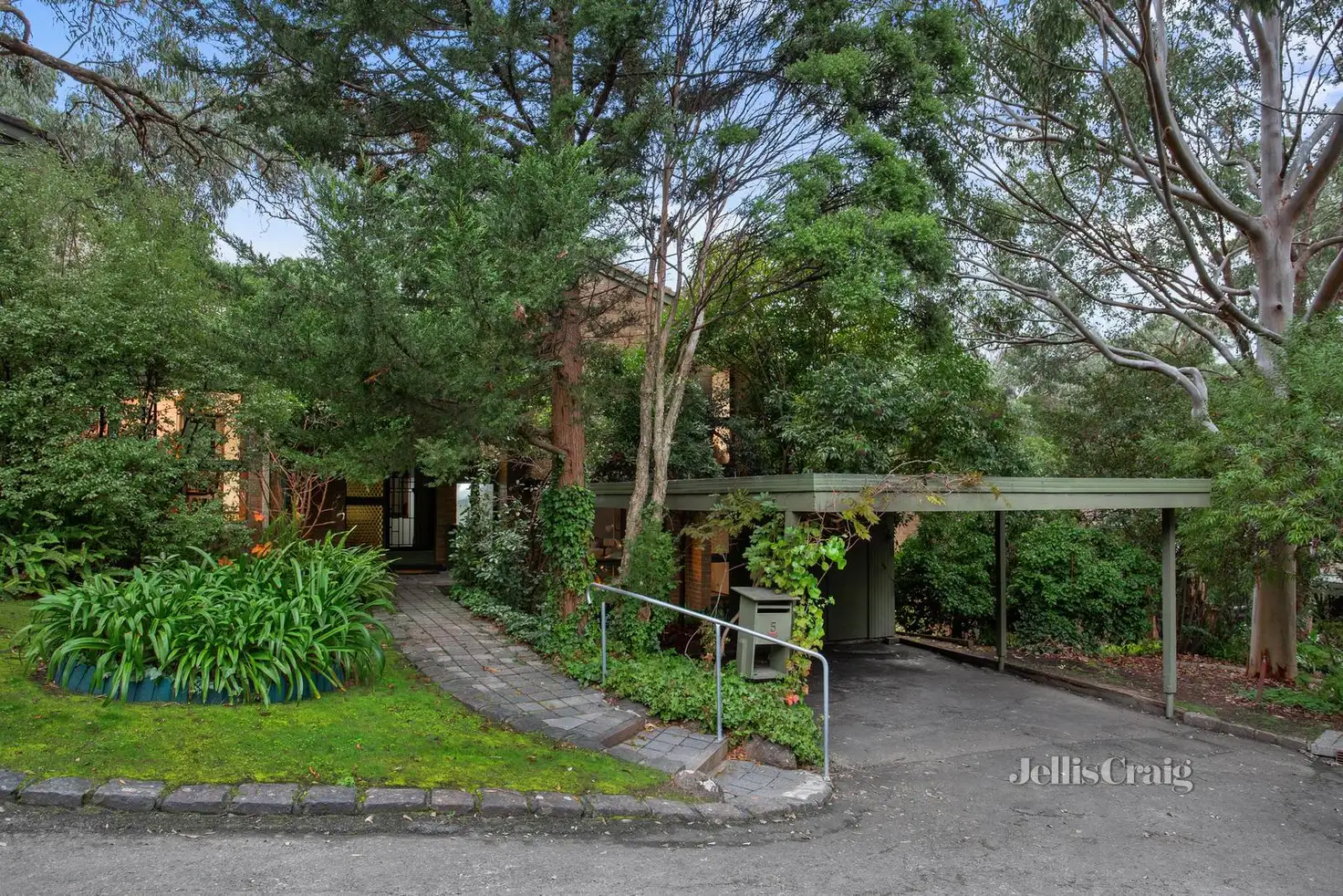 Main view of Homely unit listing, 5/111 Rattray Road, Montmorency VIC 3094