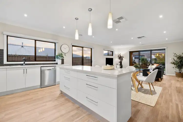 Sixth view of Homely house listing, 24 Sorrento Drive, Alfredton VIC 3350