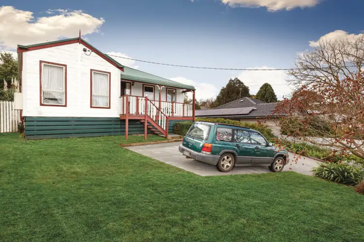 13b Pryor Street, Mount Pleasant VIC 3350