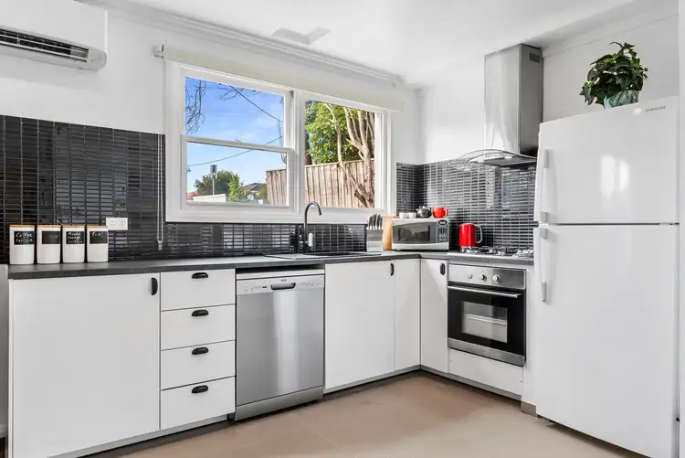 Fifth view of Homely unit listing, 1/154 Canadian Bay Road, Mount Eliza VIC 3930