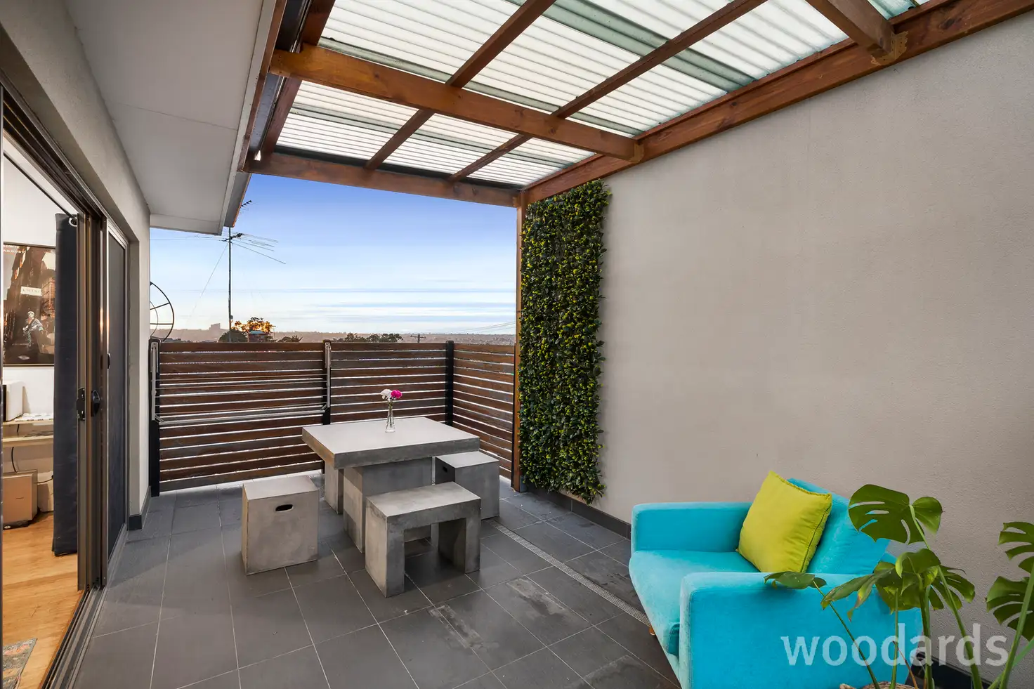Main view of Homely townhouse listing, 2/100 Manningham Road, Bulleen VIC 3105