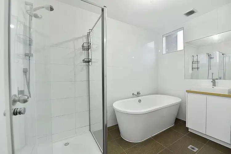 Fifth view of Homely apartment listing, 7/4 Gillies Street, Essendon North VIC 3041