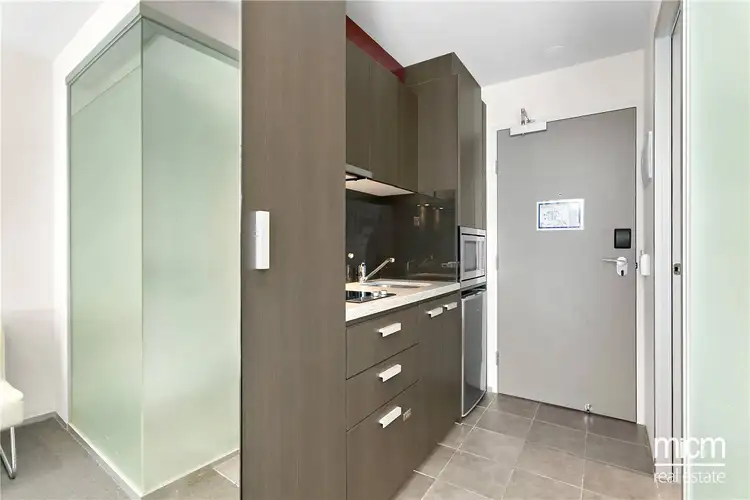Fifth view of Homely studio listing, 504/181 ABeckett Street, Melbourne VIC 3000