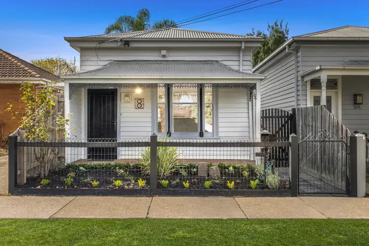 8 Normanby Street, Hughesdale VIC 3166