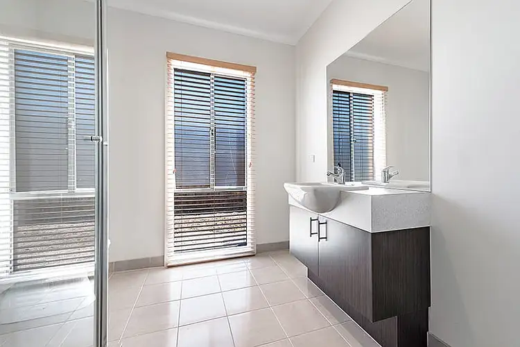 Seventh view of Homely house listing, 32 Palladium Circle, Beveridge VIC 3753