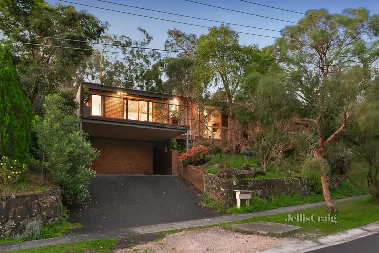 35 Acheron Crescent, Eltham North VIC 3095
