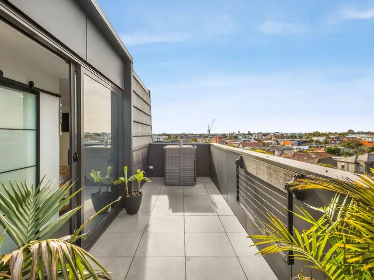 201/17 Loranne Street, Bentleigh VIC 3204