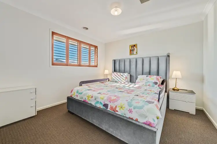 Sixth view of Homely house listing, 30 Orinoco Chase, Werribee VIC 3030