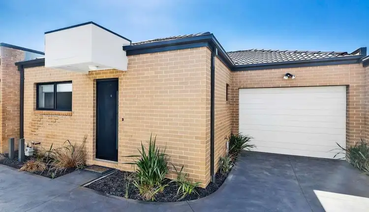 2/7 Juliana Avenue, Wyndham Vale VIC 3024