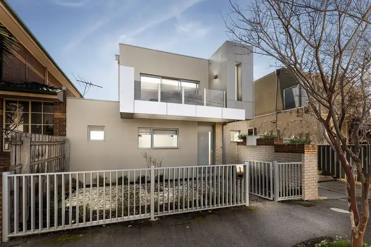 1/7 Luscombe Street, Brunswick VIC 3056
