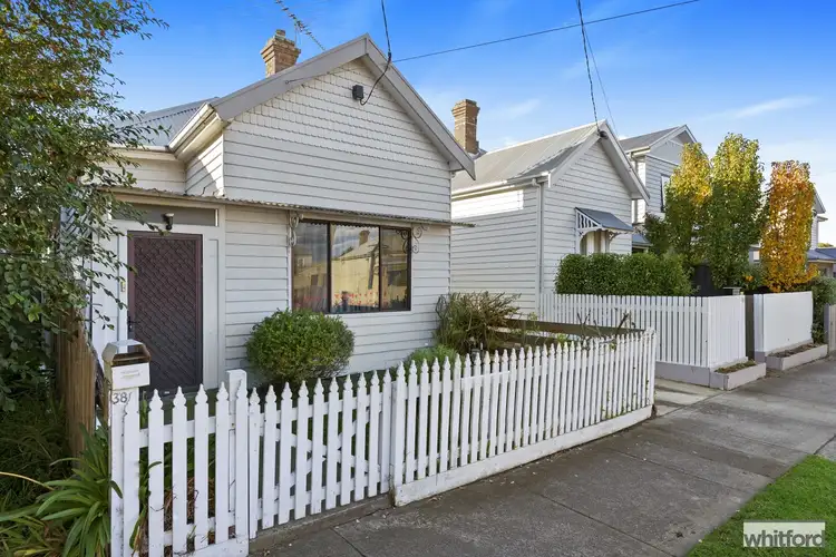 38 Russell Street, Newtown VIC 3220