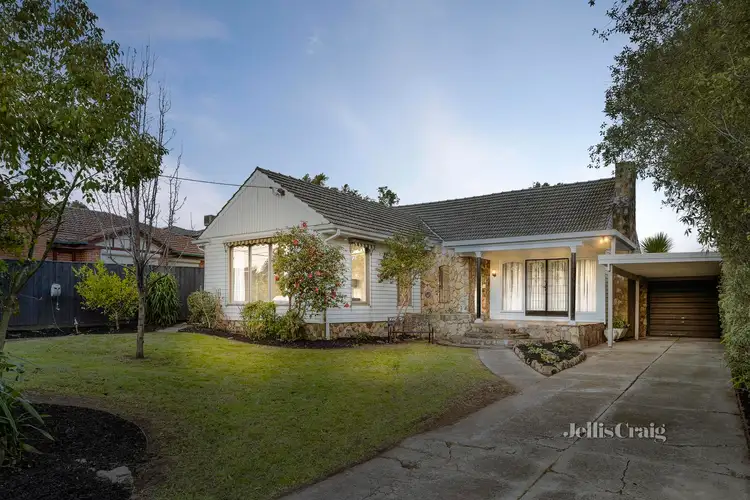 8 Kingsnorth Street, Doncaster VIC 3108