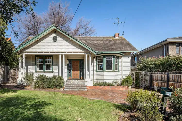 16 Wilfred Road, Ivanhoe East VIC 3079