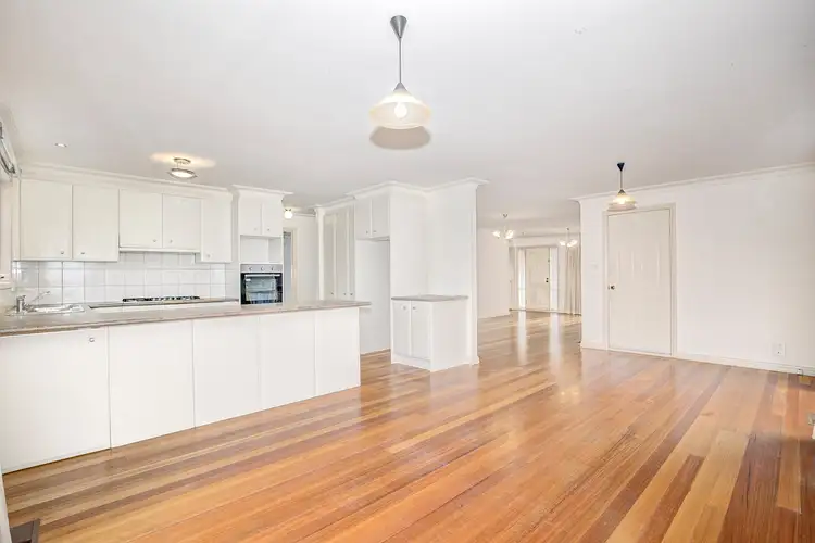 Fourth view of Homely house listing, 2 Naramah Street, Forest Hill VIC 3131