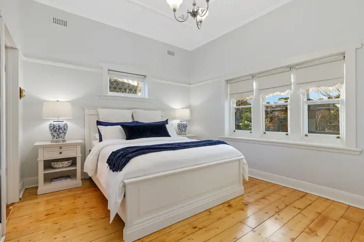 Sixth view of Homely house listing, 10 Eleebana Avenue, Hughesdale VIC 3166