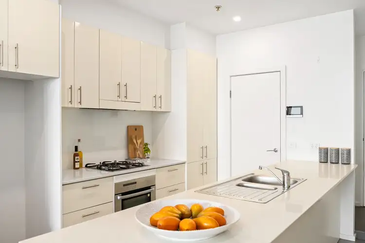 Third view of Homely apartment listing, 5/100 Union Road, Ascot Vale VIC 3032