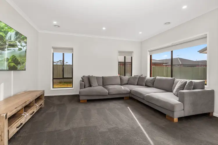 Fifth view of Homely house listing, 3 Ryeland Drive, Kilmore VIC 3764