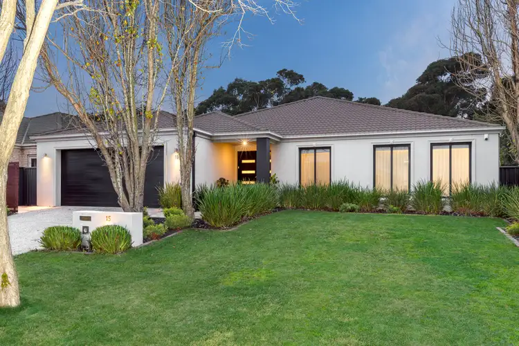 15 Merino Drive, Alfredton VIC 3350