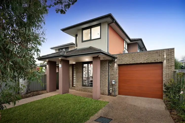 2/18 Railway Parade South, Chadstone VIC 3148