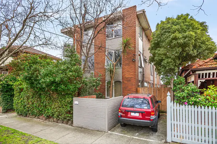 2/36 Burns Street, Elwood VIC 3184